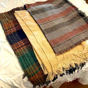 Women’s Shawl Set of 3
